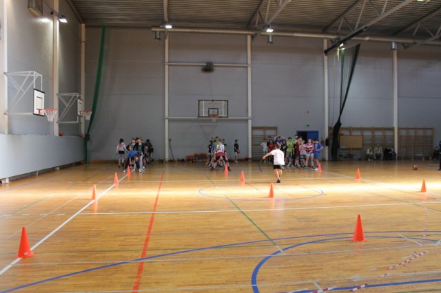 BK Valmiera basketbolisti viesojas skolā